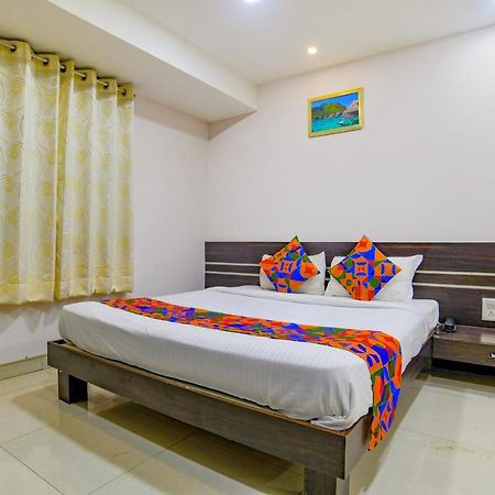 Fabhotel Grand Raj Indore Exteriör bild
