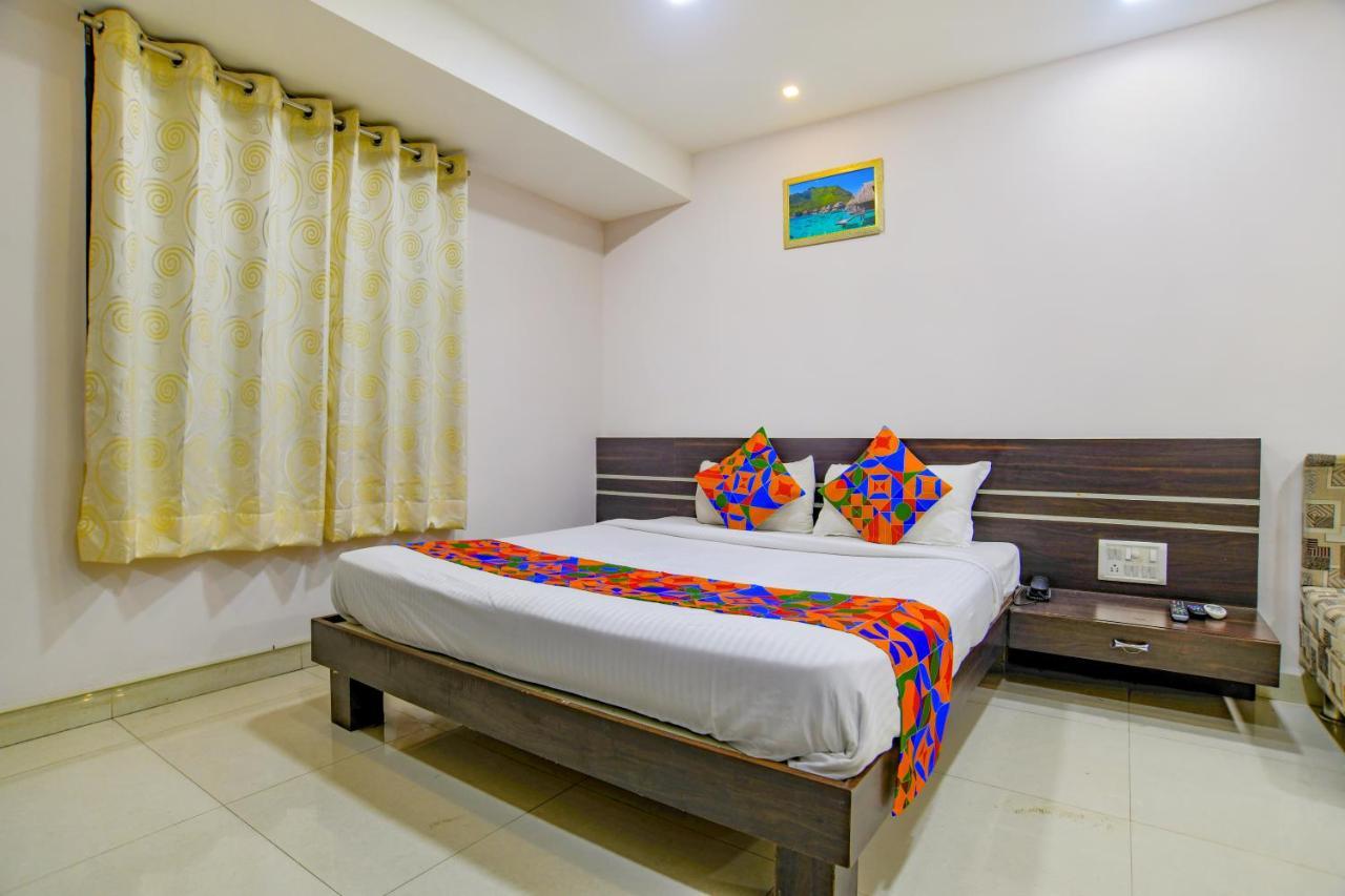 Fabhotel Grand Raj Indore Exteriör bild