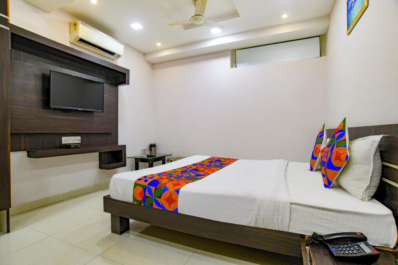 Fabhotel Grand Raj Indore Exteriör bild