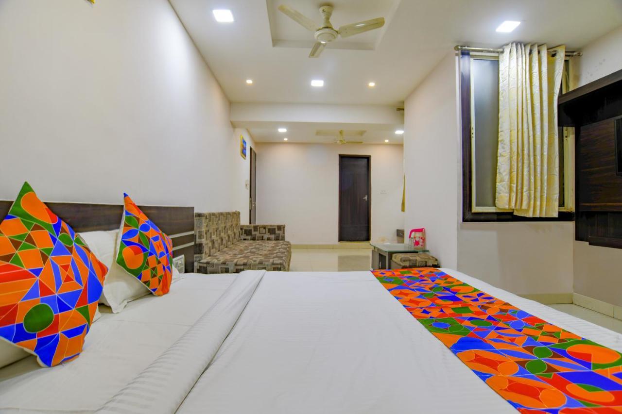Fabhotel Grand Raj Indore Exteriör bild