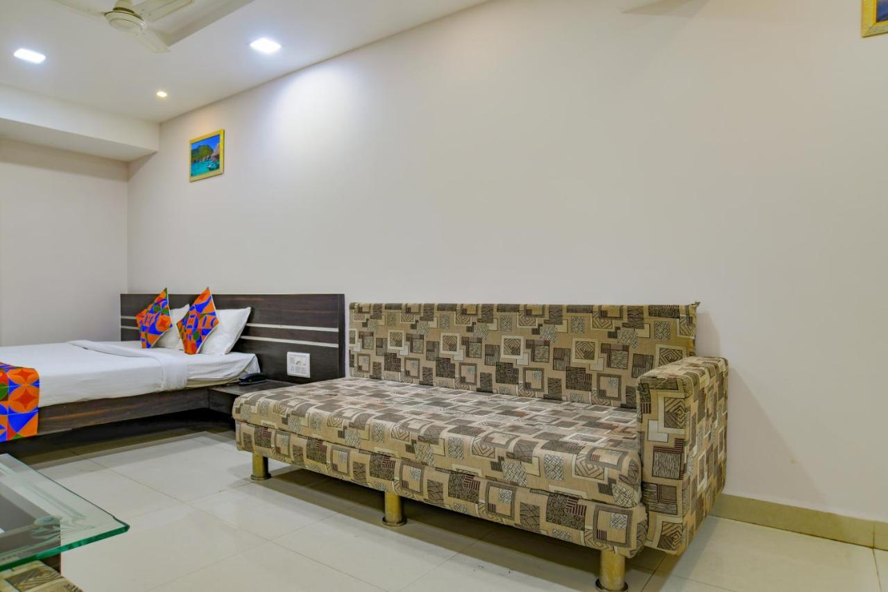 Fabhotel Grand Raj Indore Exteriör bild